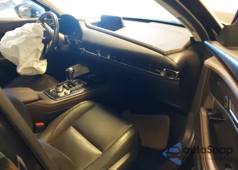 2022 Mazda Cx-30 Premium z USA, uszkodzony, nr VIN 3MVDMBDL9NM439142